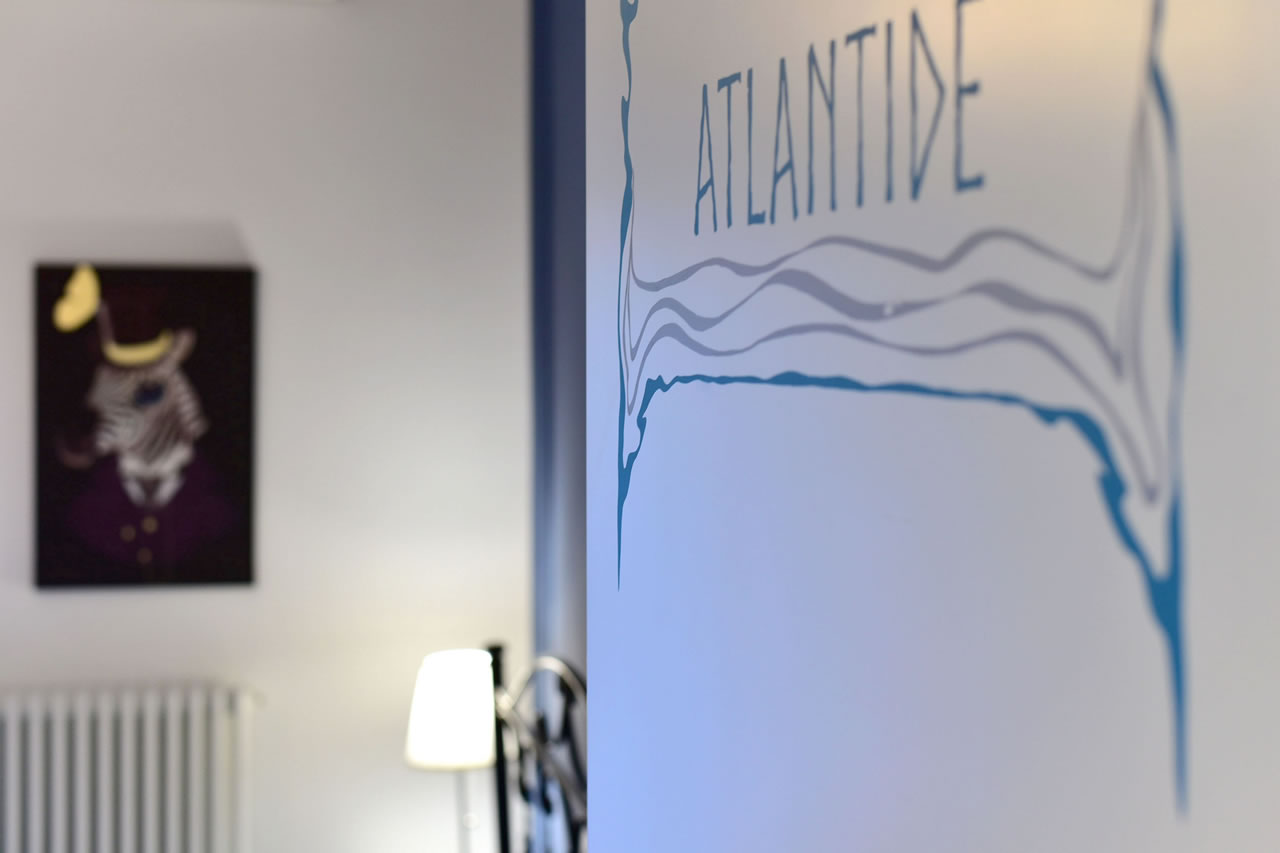 Interno 45 - Camera Atlantide