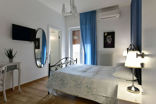 Interno 45 - Camera Atlantide