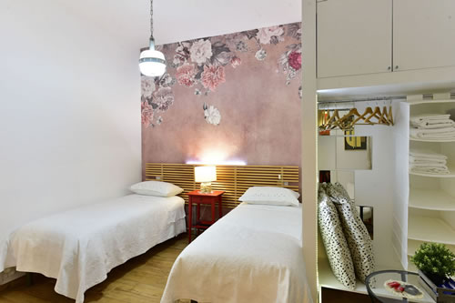 Interno 45 - Camera Antilia