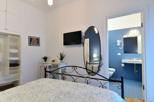 Interno 45 - Camera Atlantide