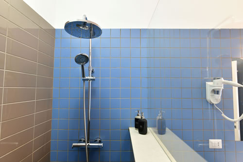 Interno 45 - Camera Atlantide