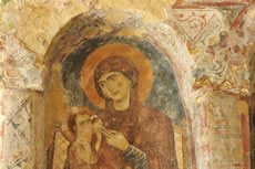 Sassi di Matera: dipinto di Madonna con bambino nella Chiesa rupestre di S. Lucia alle Malve